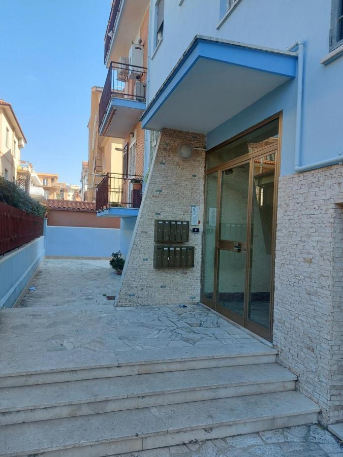 Ferienwohnung T&M Ladispoli Exterior foto